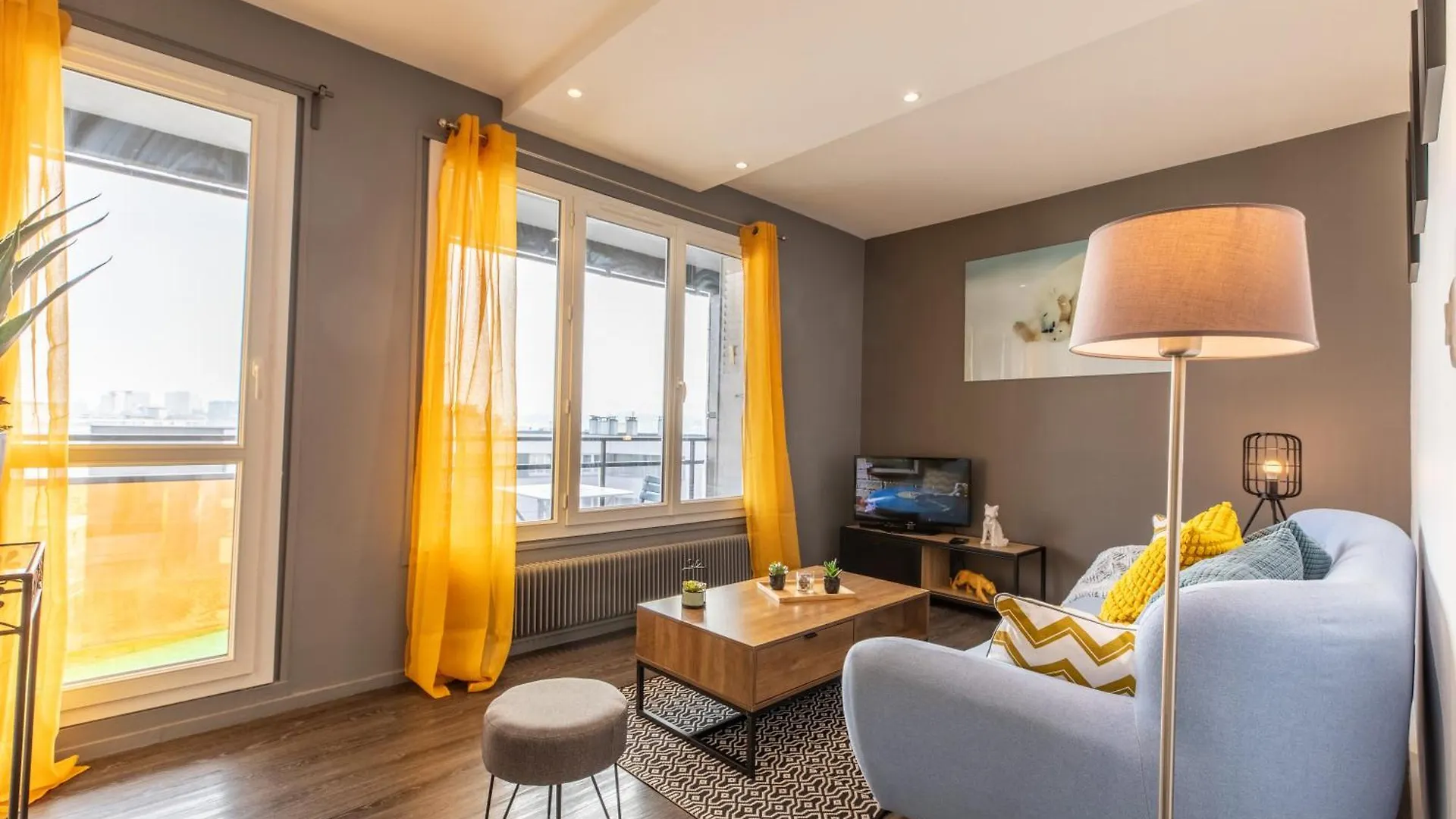 Le Cocon De Jaude F2 Hypercentre Avec Ascenseur 52Bonnabaud Apartamento Clermont-Ferrand 0*,  França